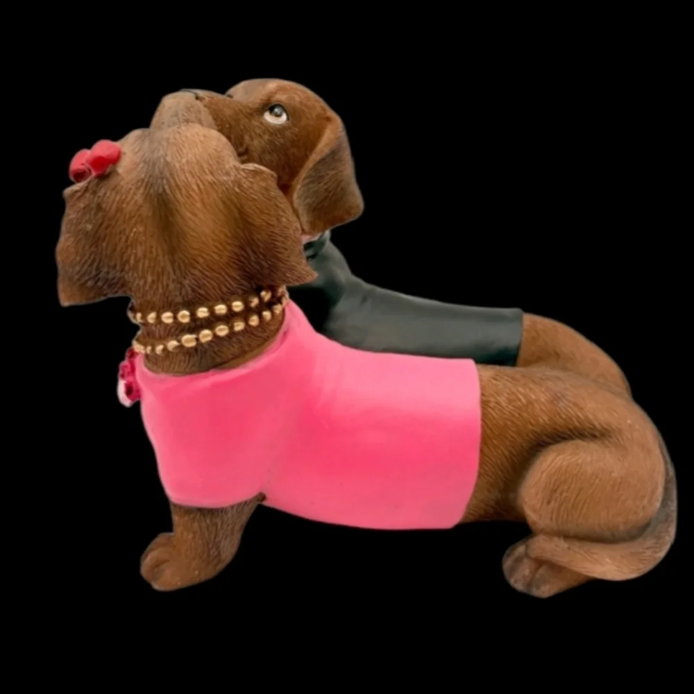 Wedding Valentines Kissing Dachshund Doxie Ween Dog Couple Statue Figure Decor